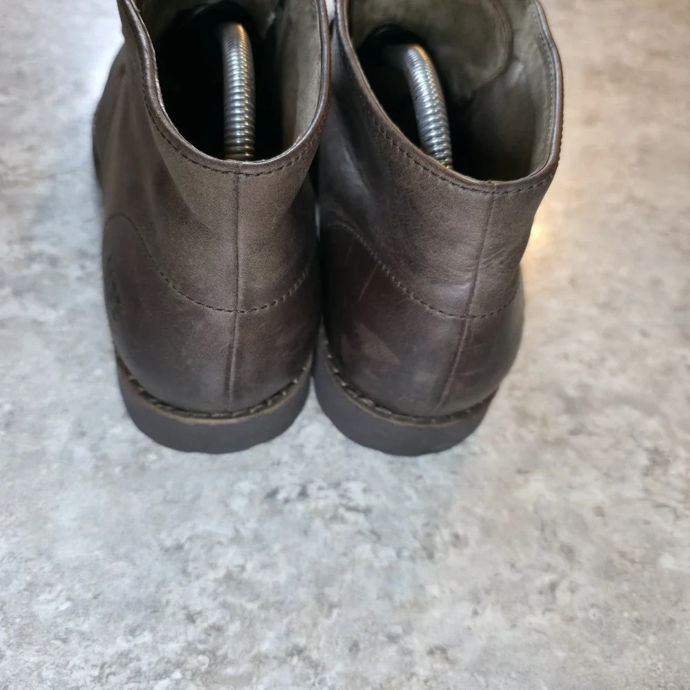 UGG Men's Leighton Brown Leather Chukka Boots Size 9.5 Waterproof Soft Toe